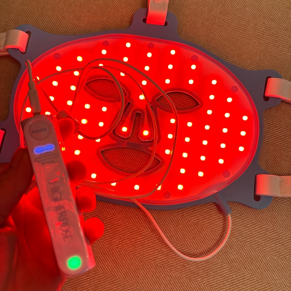 HigherDOSE Skincare Device